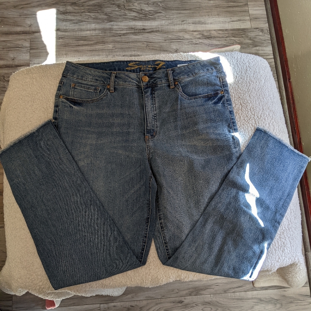 Seven jeans